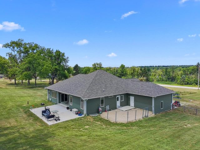 6847 State Road 36, Lake Geneva, WI 53147