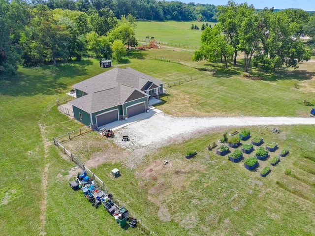 6847 State Road 36, Lake Geneva, WI 53147