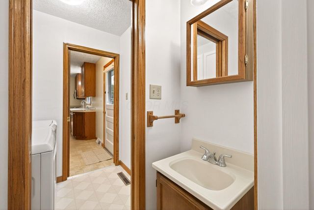 85 Daleview Drive, Westerville, OH 43081