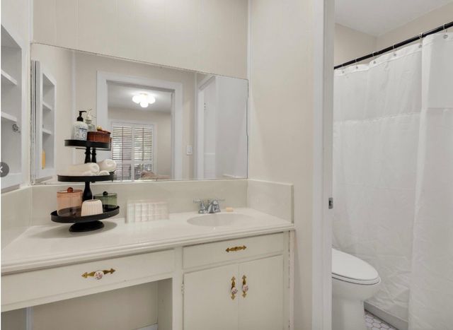 2233 Goldenrod Avenue, Fort Worth, TX 76111