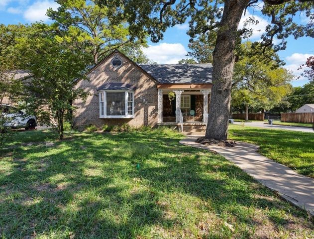 2233 Goldenrod Avenue, Fort Worth, TX 76111