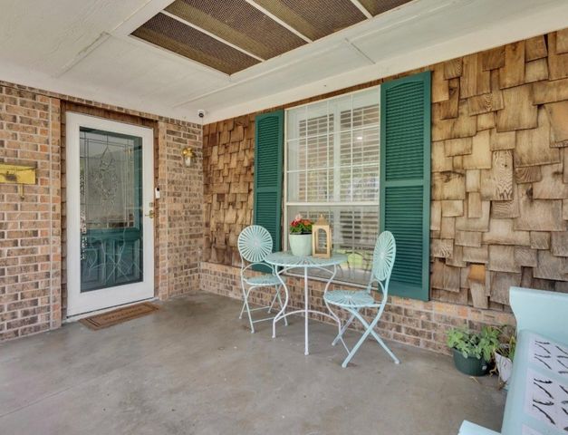 2233 Goldenrod Avenue, Fort Worth, TX 76111