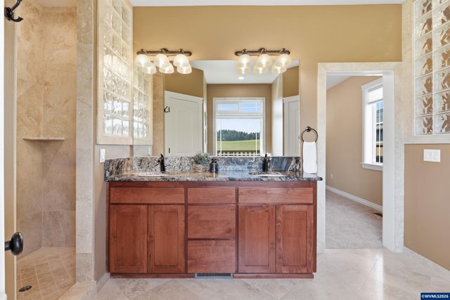 151 N 13th St, Jefferson, OR 97352