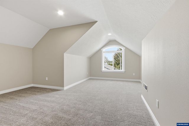 151 N 13th St, Jefferson, OR 97352