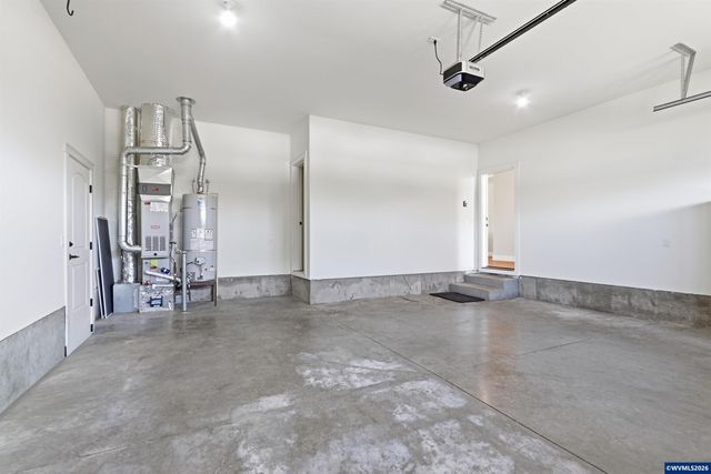 151 N 13th St, Jefferson, OR 97352