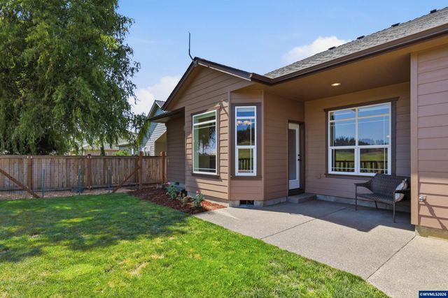 151 N 13th St, Jefferson, OR 97352