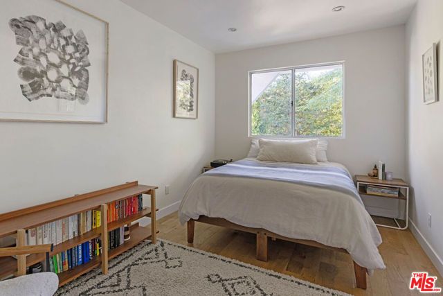 1530 Allesandro Street, Los Angeles, CA 90026