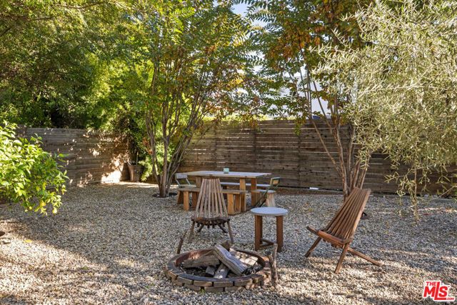 1530 Allesandro Street, Los Angeles, CA 90026