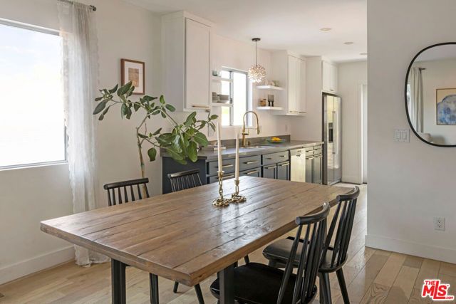 1530 Allesandro Street, Los Angeles, CA 90026