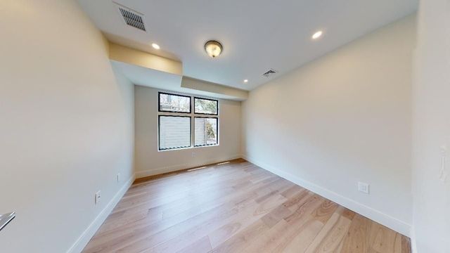 41 Gladstone St. 2, Boston, MA 02128