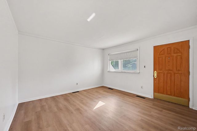 2773 Woodruff Lane, Ypsilanti Charter Township, MI 48198