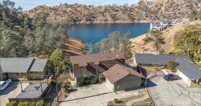 27817 Sky Harbour Road, Friant, CA 93626