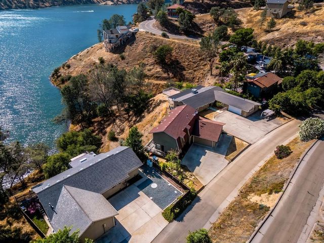 27817 Sky Harbour Road, Friant, CA 93626