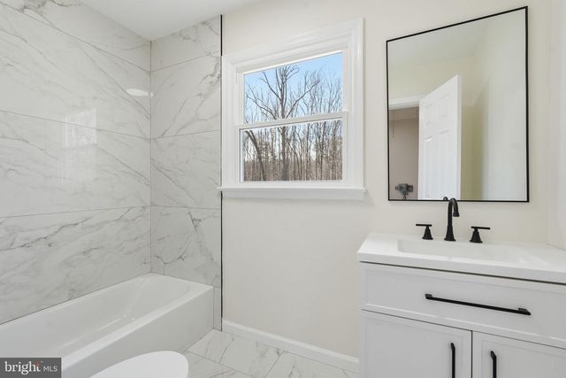 10442 SAINT PAULS RD, Bealeton, VA 22712