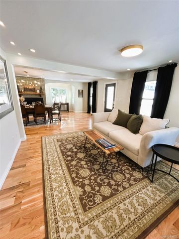 38 Sands Avenue, Marlboro, NY 12547