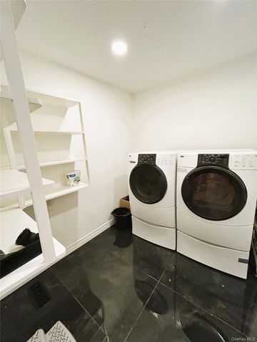 38 Sands Avenue, Marlboro, NY 12547