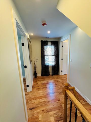 38 Sands Avenue, Marlboro, NY 12547