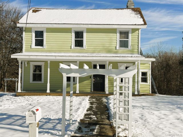 38 Sands Avenue, Marlboro, NY 12547