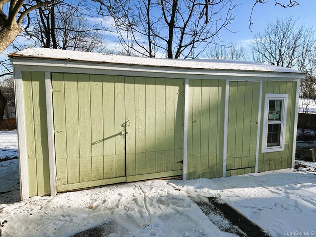 38 Sands Avenue, Marlboro, NY 12547