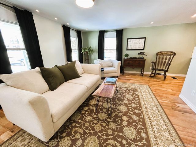 38 Sands Avenue, Marlboro, NY 12547