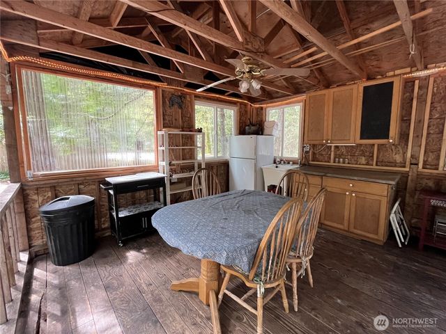 170 N Mount Washington Drive, Hoodsport, WA 98548