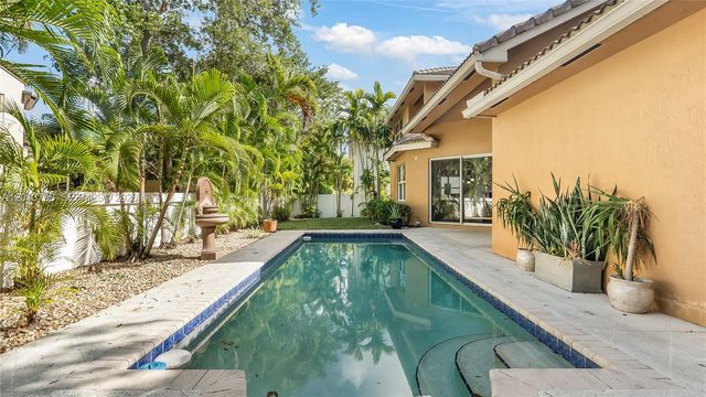 1940 S Blue Water Ter S, Lauderdale By The Sea, FL 33062