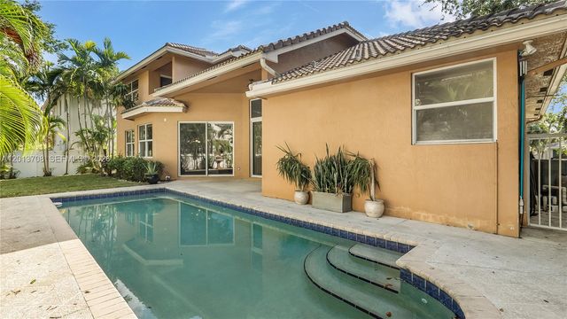 1940 S Blue Water Ter S, Lauderdale By The Sea, FL 33062