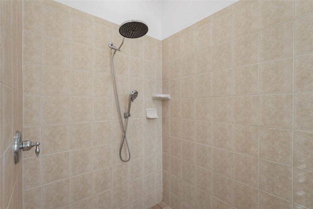 Image 25 of property listing at 3628 SUMMERWIND CIRCLE, Bradenton, FL 34209