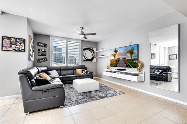 511 SE 5th Ave 1414, Fort Lauderdale, FL 33301