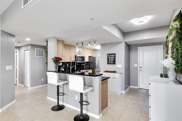 511 SE 5th Ave 1414, Fort Lauderdale, FL 33301