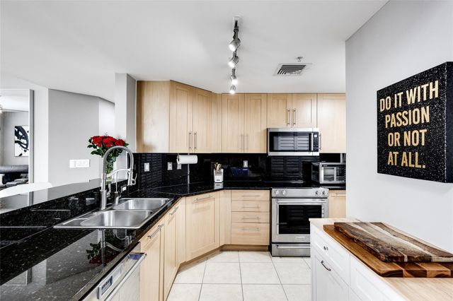 511 SE 5th Ave 1414, Fort Lauderdale, FL 33301