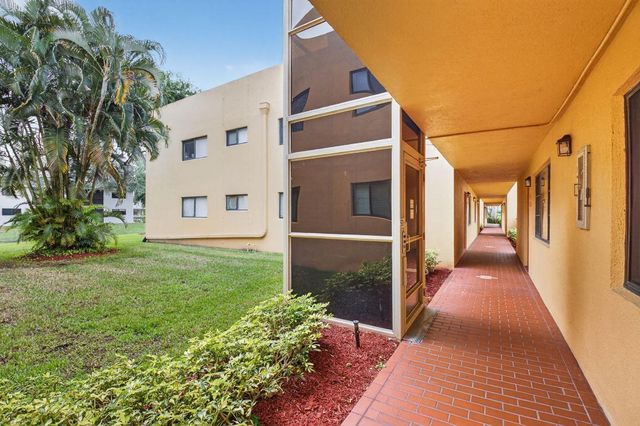 15216 Lakes Of Delray Boulevard 152, Delray Beach, FL 33484