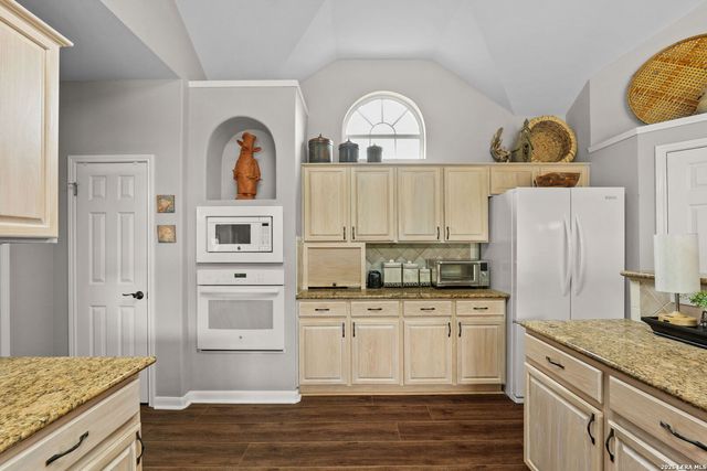 24902 Crescent Run, San Antonio, TX 78258