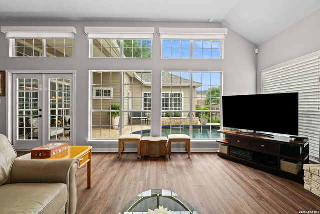 24902 Crescent Run, San Antonio, TX 78258