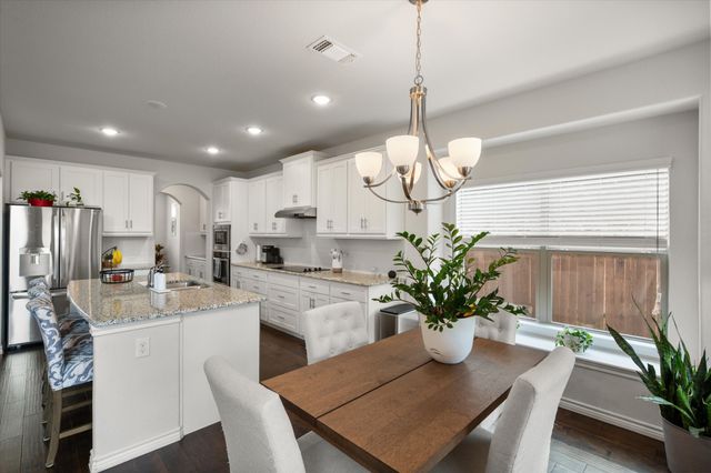 321 Strait Lane, Waxahachie, TX 75165