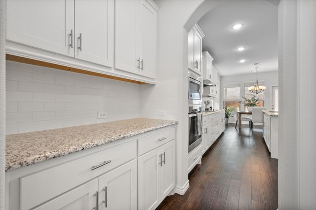 321 Strait Lane, Waxahachie, TX 75165