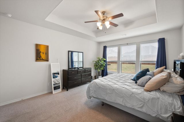 321 Strait Lane, Waxahachie, TX 75165