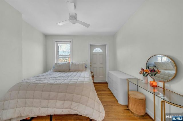 122 Bright Street 4 W, Jersey City, NJ 07302