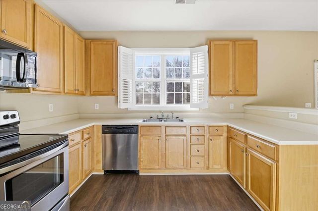 3380 Lake Breeze Court, Villa Rica, GA 30180