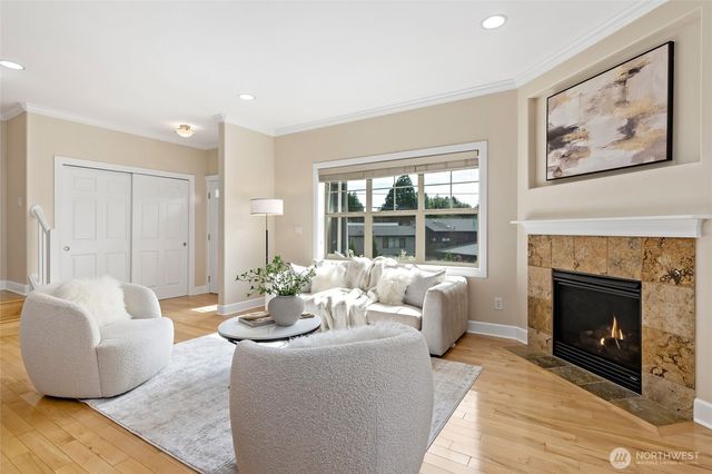 9541 Slater Avenue NE, Kirkland, WA 98033