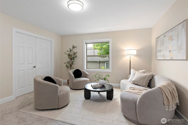 9541 Slater Avenue NE, Kirkland, WA 98033