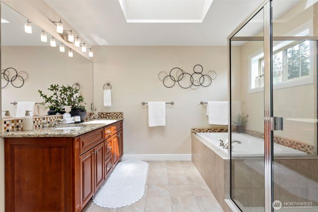 9541 Slater Avenue NE, Kirkland, WA 98033