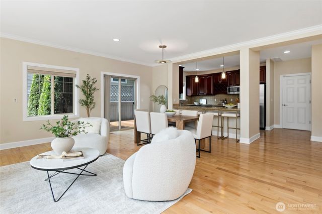 9541 Slater Avenue NE, Kirkland, WA 98033