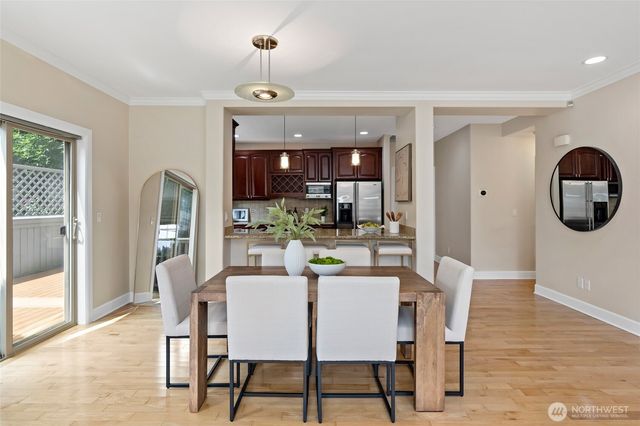 9541 Slater Avenue NE, Kirkland, WA 98033