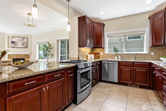 9541 Slater Avenue NE, Kirkland, WA 98033