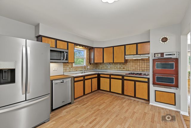 5909 El Morro Court, Oak Forest, IL 60452
