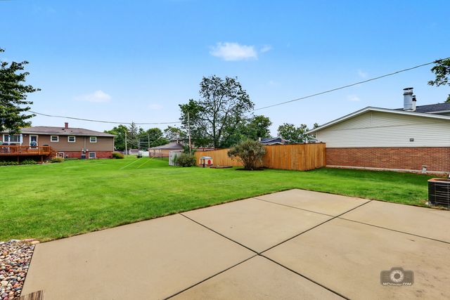 5909 El Morro Court, Oak Forest, IL 60452