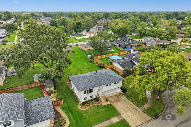 5909 El Morro Court, Oak Forest, IL 60452