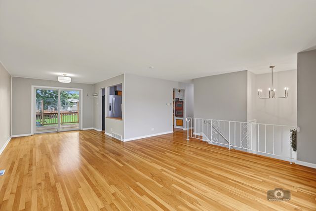 5909 El Morro Court, Oak Forest, IL 60452