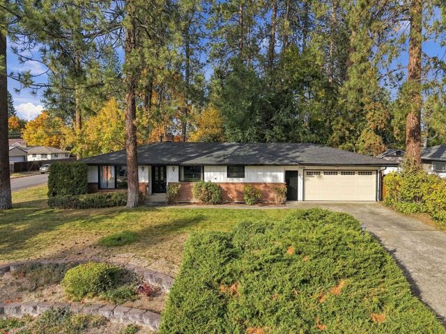 11305 E 18th Ave, Spokane, WA 99206 property photo